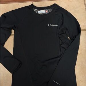 Columbia youth black Omni heat Long Sleeve Shirt